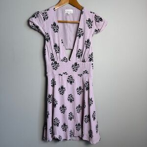 Sunday Best Women's Fit and Flare Mini Dress Low‎ V-Neck Cut-Out Back Lilac 4